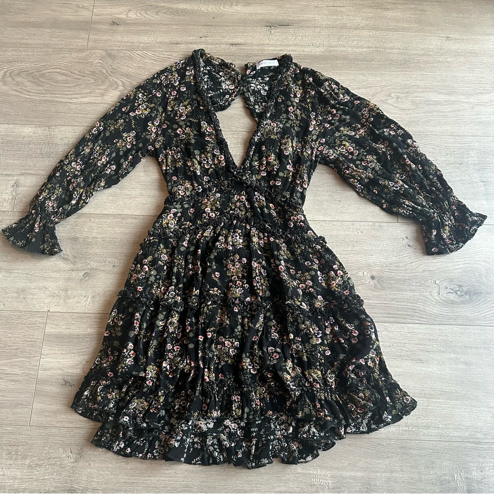 Vestique Floral Black Dress with Ruffle Hem - size small